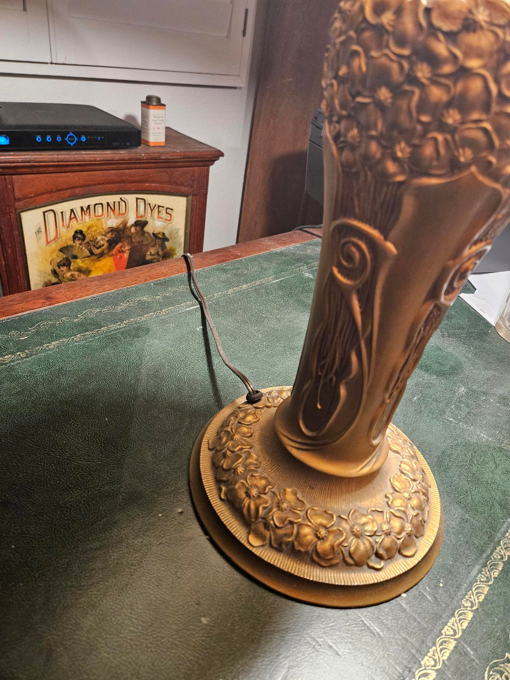 1910s Charles Parker Art Nouveau Slag Glass Table Lamp antique