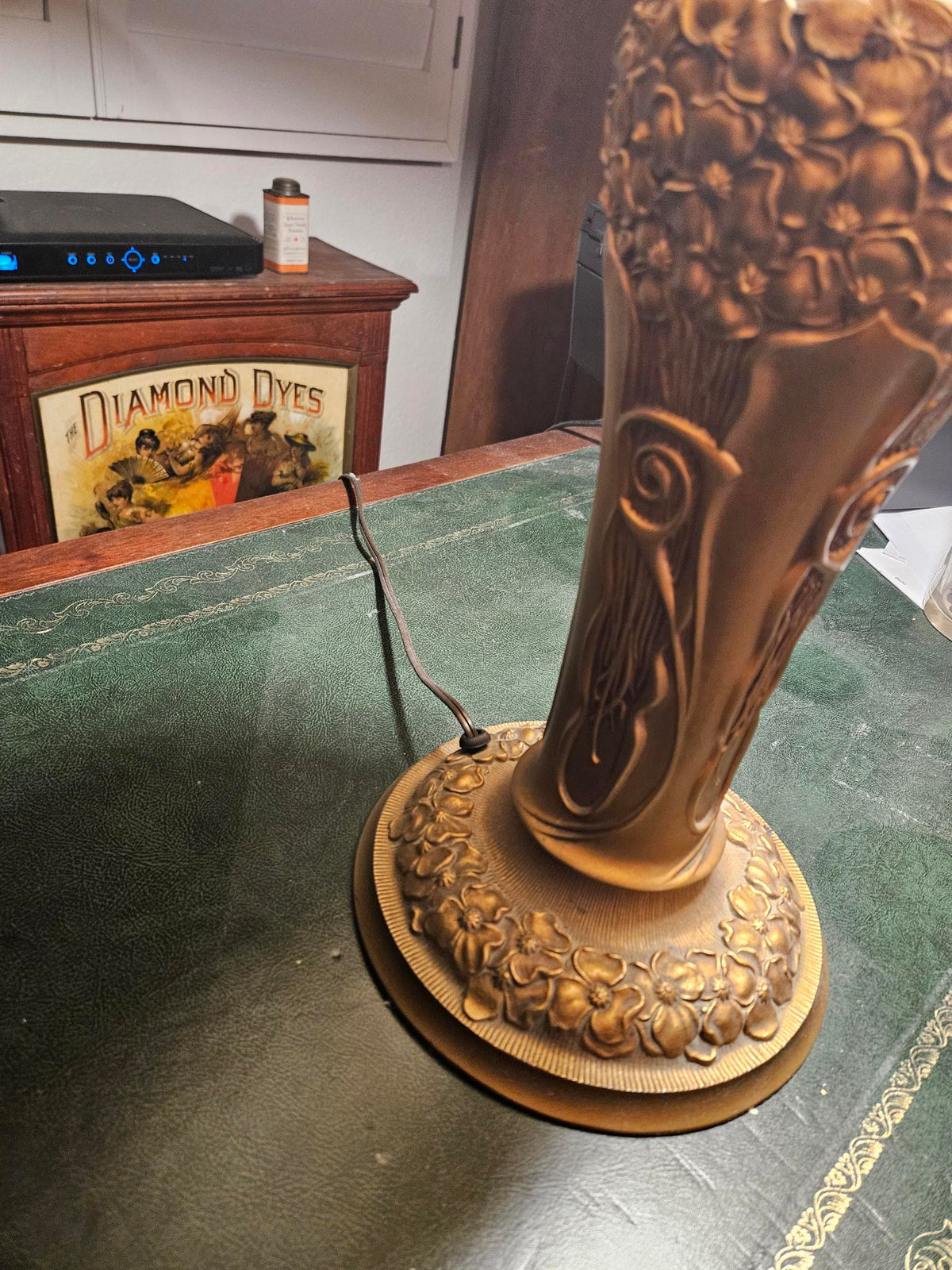 1910s Charles Parker Art Nouveau Slag Glass Table Lamp antique