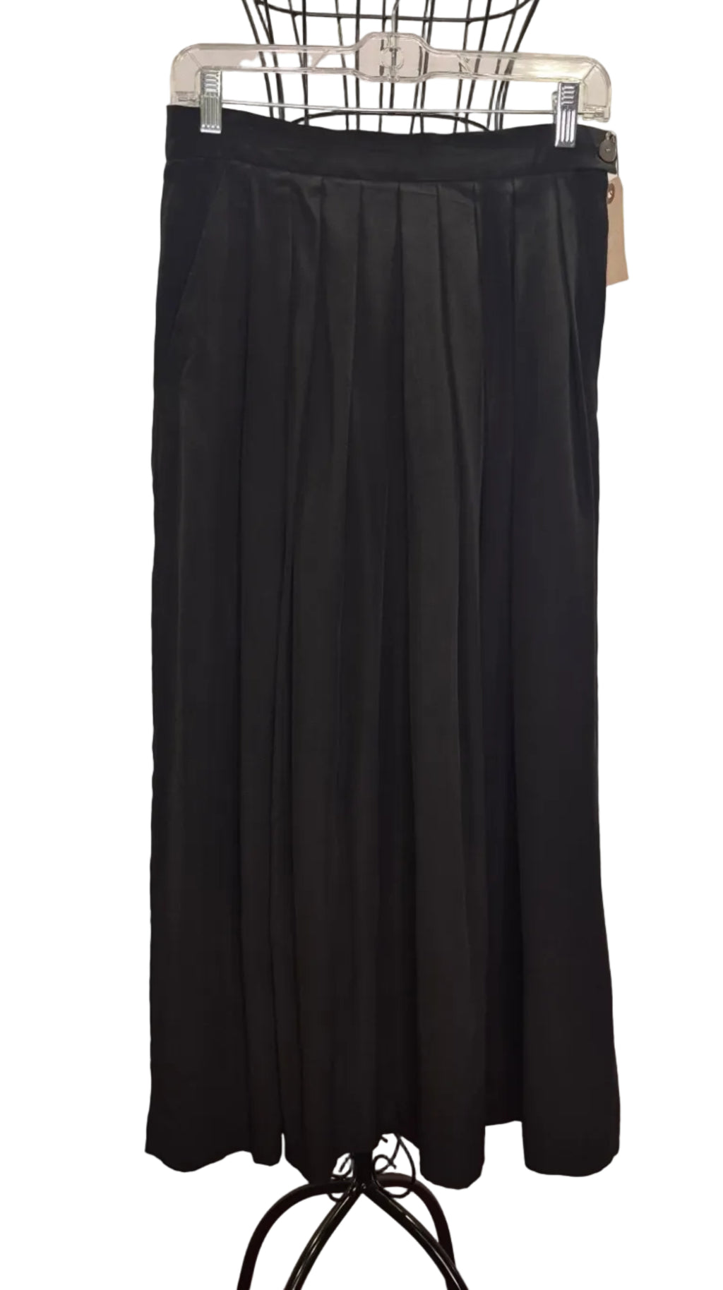 1990s Jaeger 100% silk Pleated Skirt 28in waist Size 6
