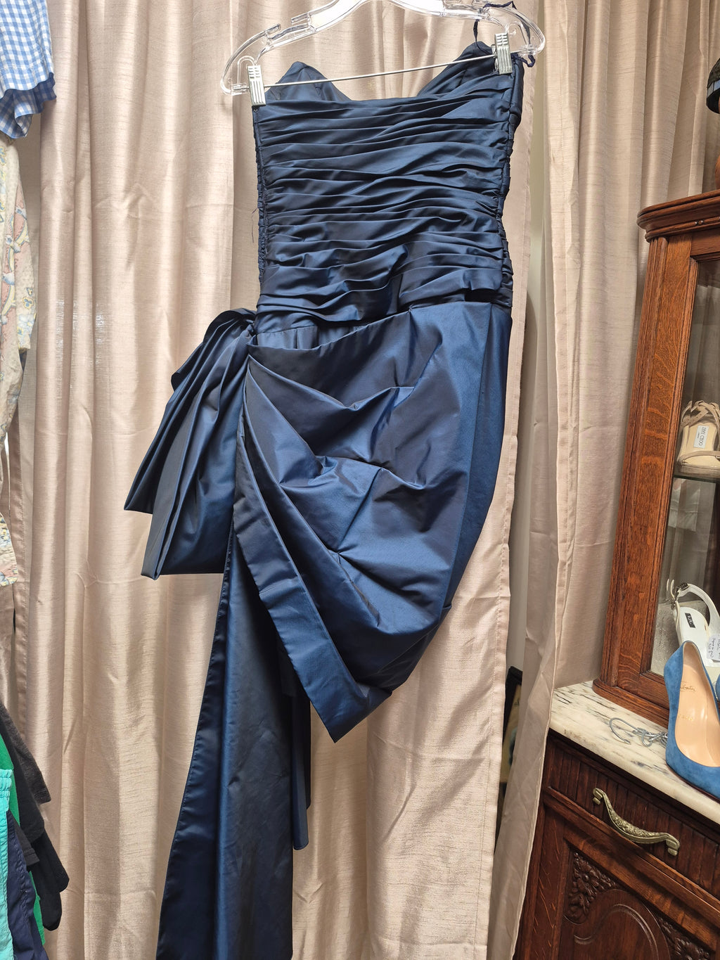1980s Victor Costa Navy Blue Ruched Taffeta Cocktail Dress with Dramatic Bow