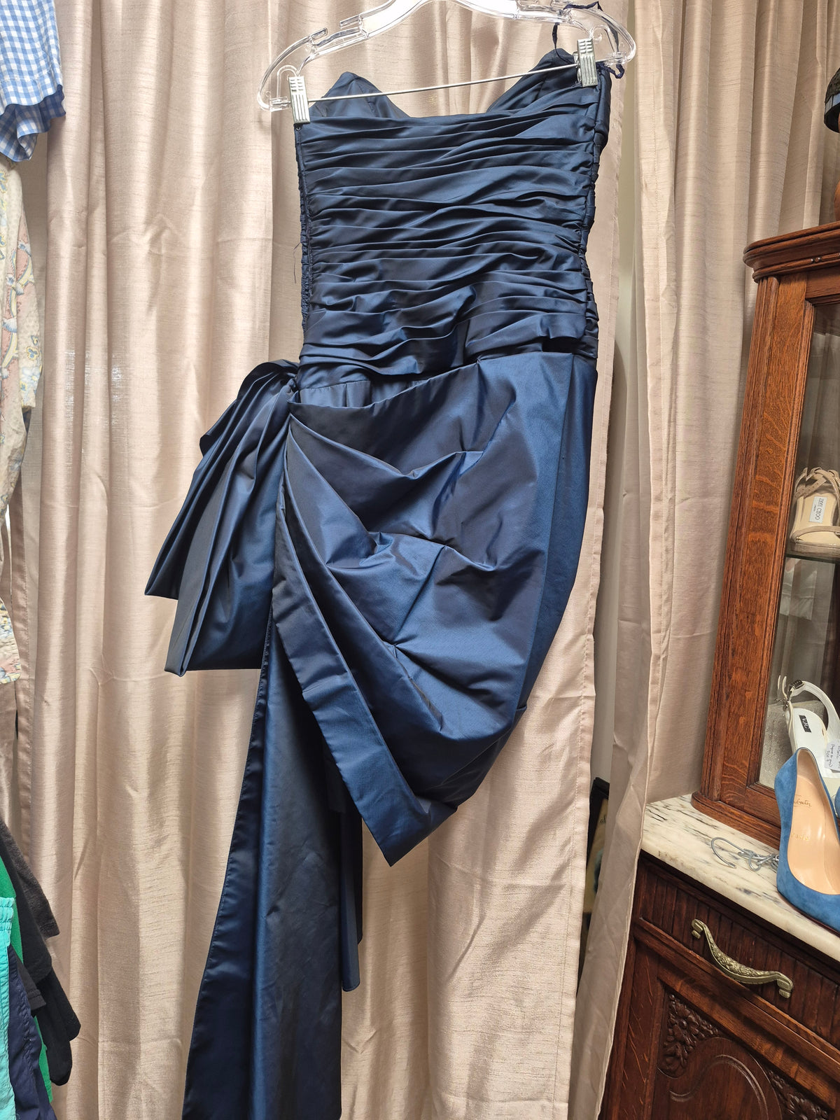 1980s Victor Costa Navy Blue Ruched Taffeta Cocktail Dress with Dramatic Bow
