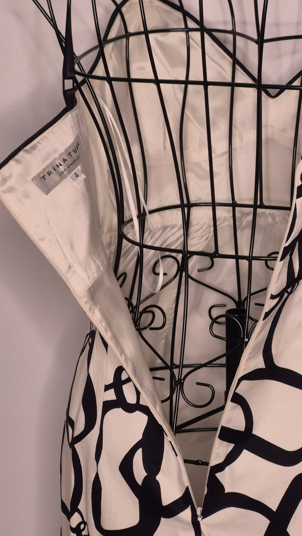 Trina Turk Black and White Geometric chain Two-Piece Suit, Size 4