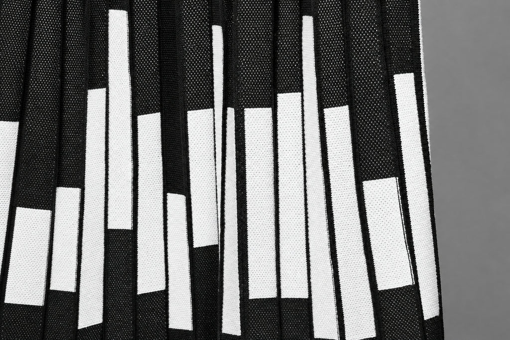 Nancy Yang New York 2000s Black and White Accordion Pleated Midi Skirt