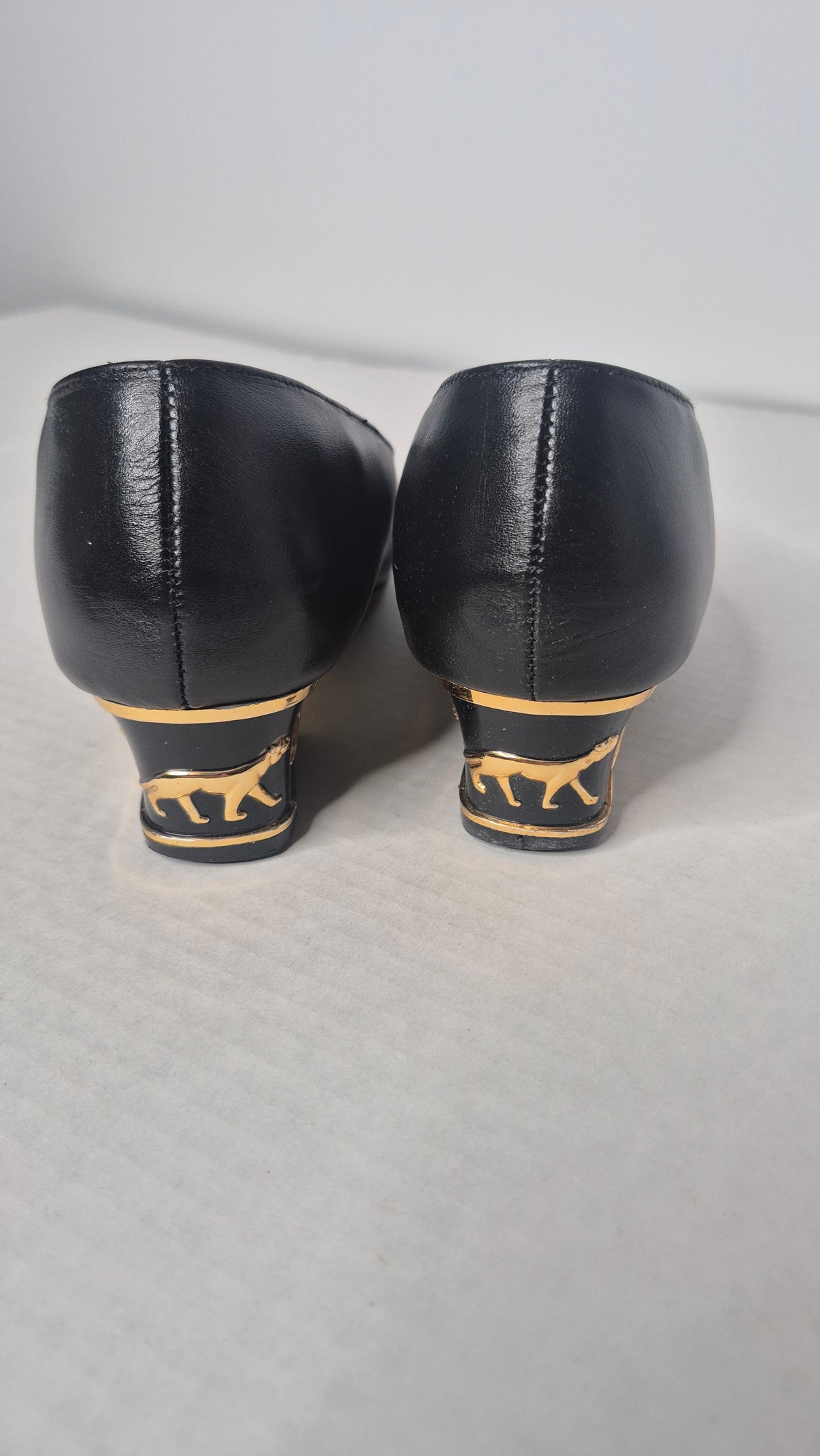 1990s Classique Black Sculpted Gold Panther Low Block Heel Pumps Size 6 WW Wide
