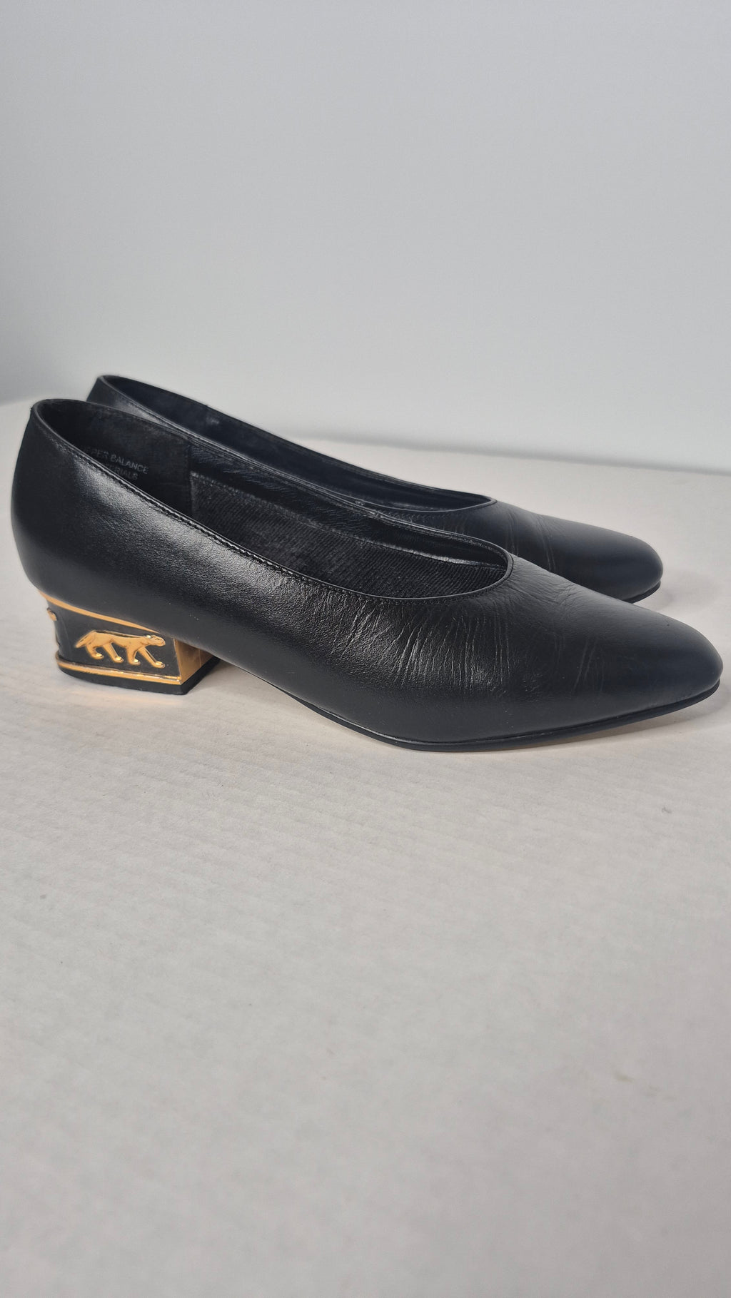 1990s Classique Black Sculpted Gold Panther Low Block Heel Pumps Size 6 WW Wide
