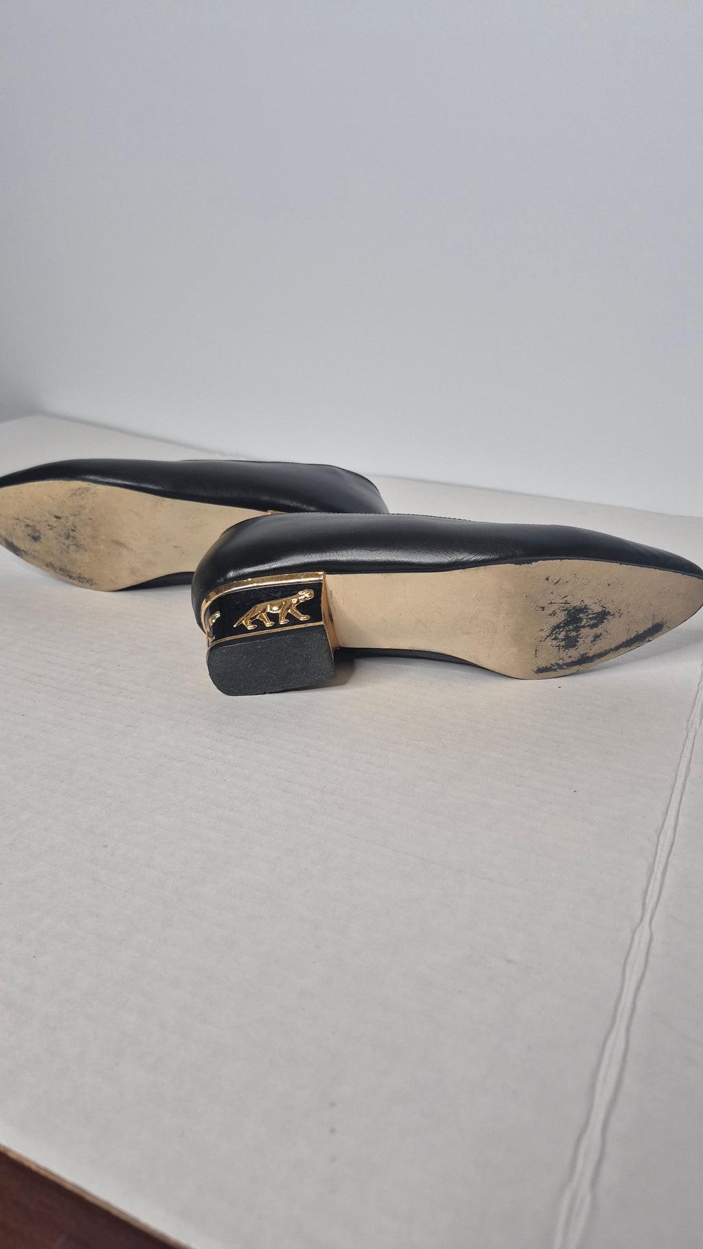 1990s Classique Black Sculpted Gold Panther Low Block Heel Pumps Size 6 WW Wide