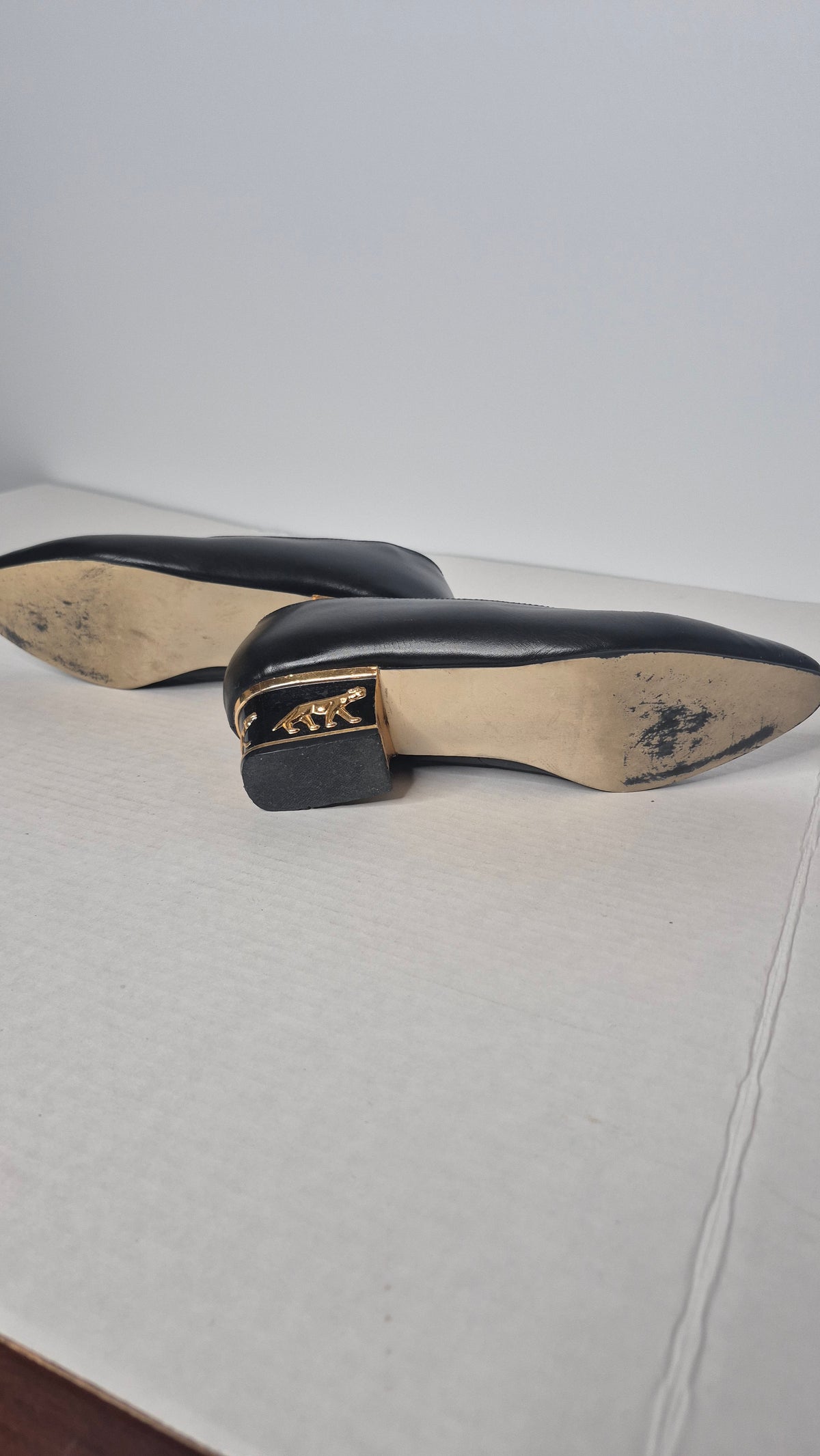 1990s Classique Black Sculpted Gold Panther Low Block Heel Pumps Size 6 WW Wide