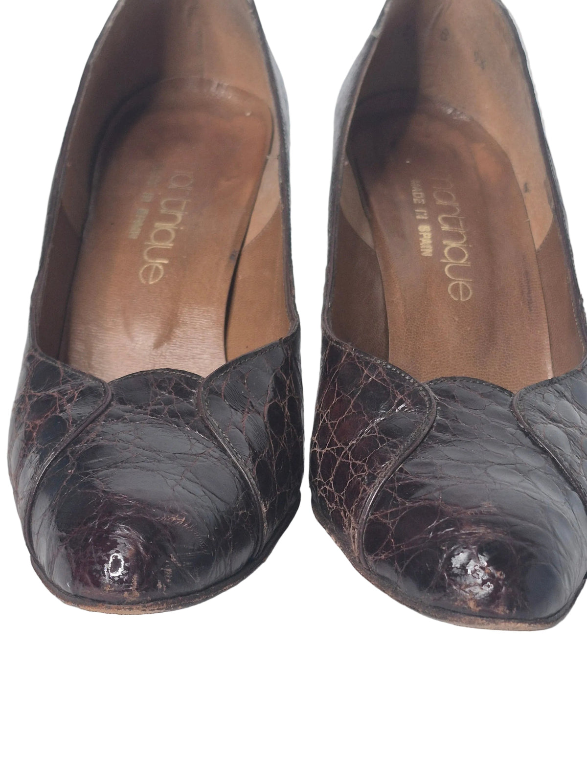 1980s Martinique Brown Crocodile Embossed Leather Pumps Heels Made in Spain