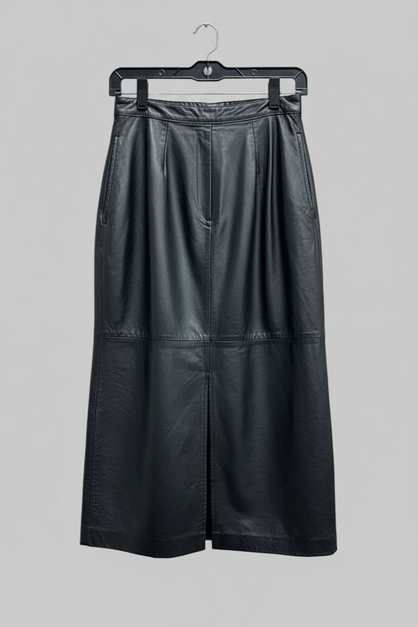 1990s Genuine Leather Pencil Skirt - Size 8 Black mid calf