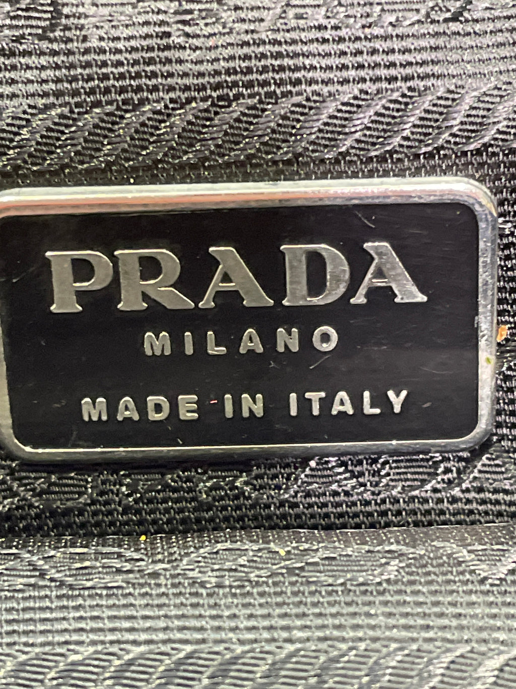 1990s Prada Sport Messenger Bag — Authenticated - 7x7 Black Nylon Red Tab